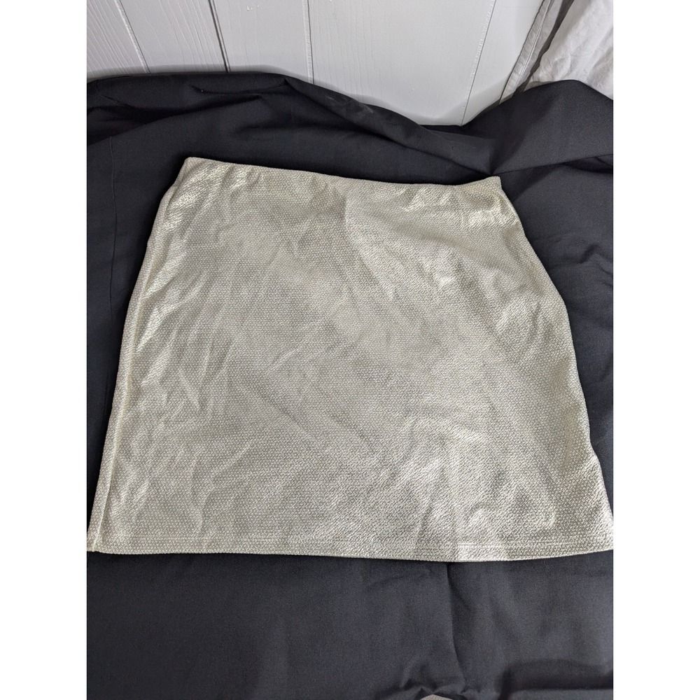 Must have gold shimmer elastic waist skirt Large NWT Sexy Mini Party‎ Shiny